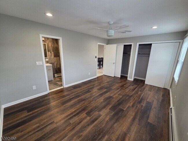 Building Photo - 269 US-206