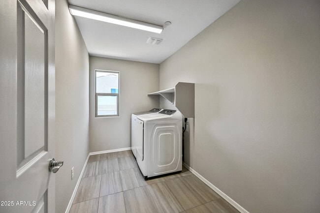 Building Photo - 13479 W Cassia Trail