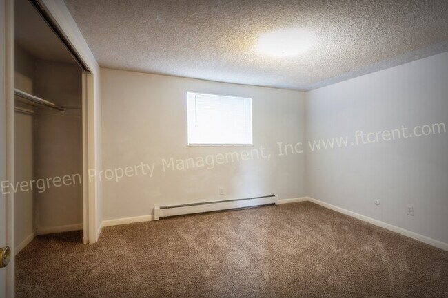 Building Photo - 2939 Glendale Dr