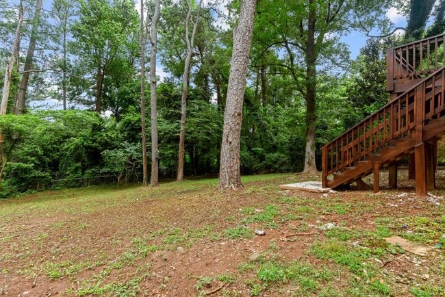 Building Photo - 1699 Flintwood Dr SE