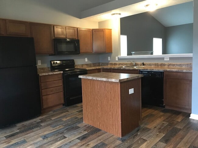 Building Photo - Warren Twp - 3 bedroom home