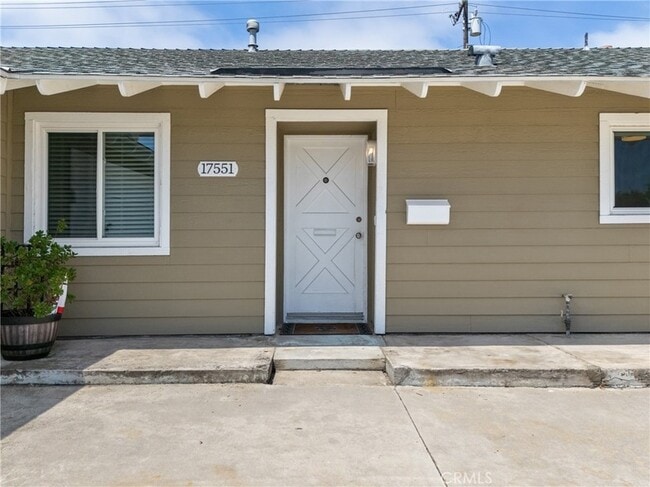 Building Photo - 17551 Misty Ln