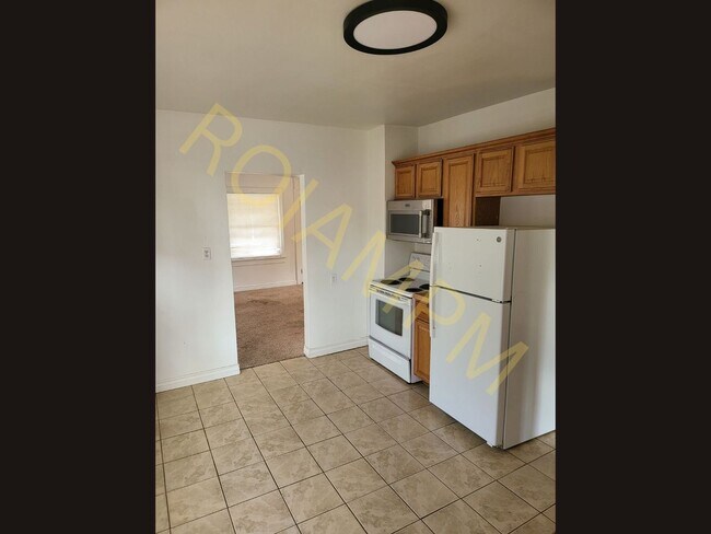 Building Photo - 359 2nd Ave N