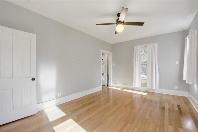 Building Photo - 1002 Juniper St