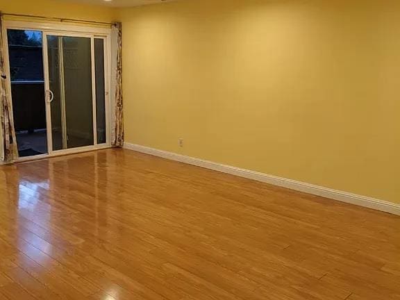 Building Photo - 7150 Rainbow Dr