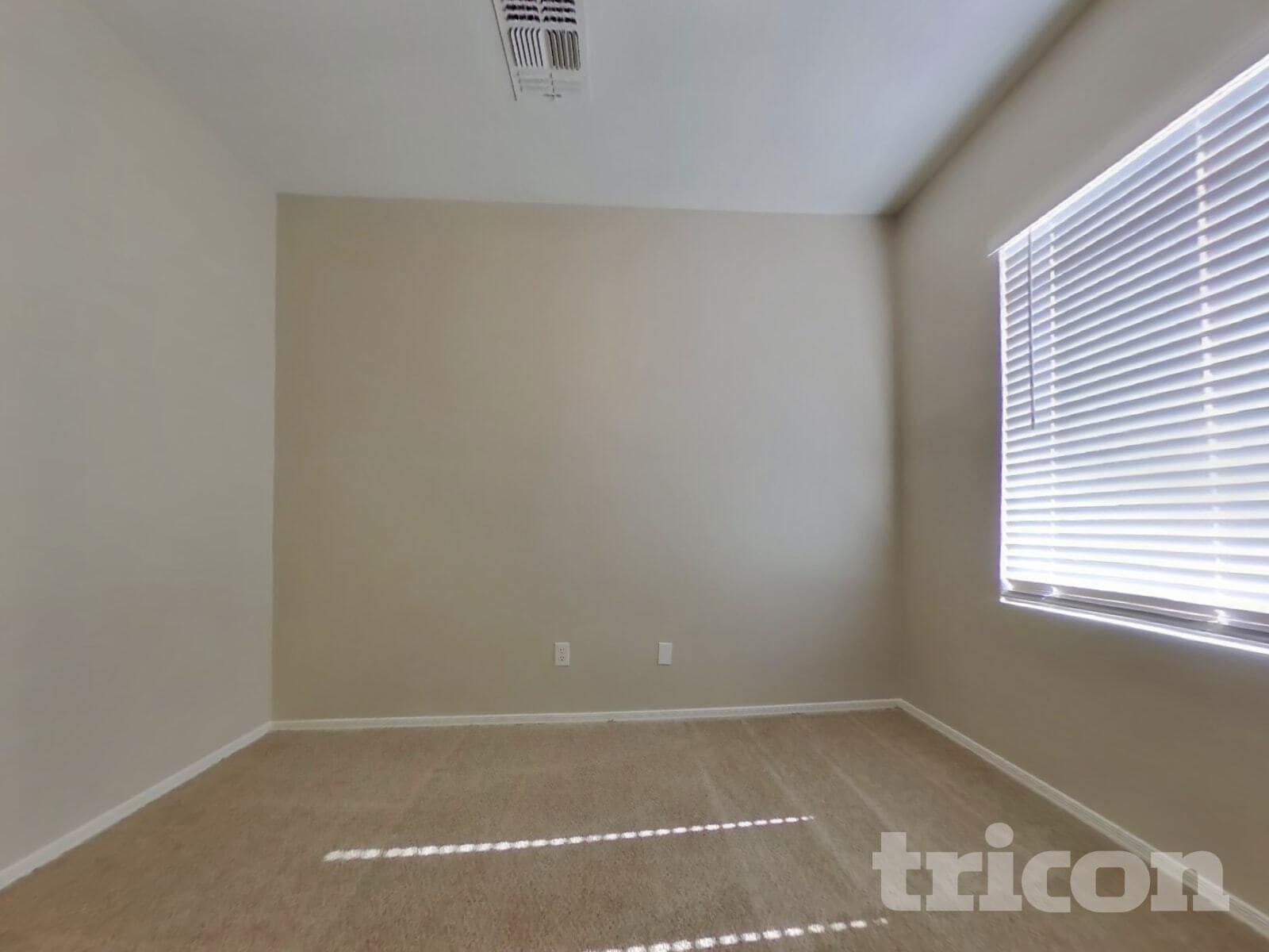 Building Photo - 9406 W Berkeley Rd