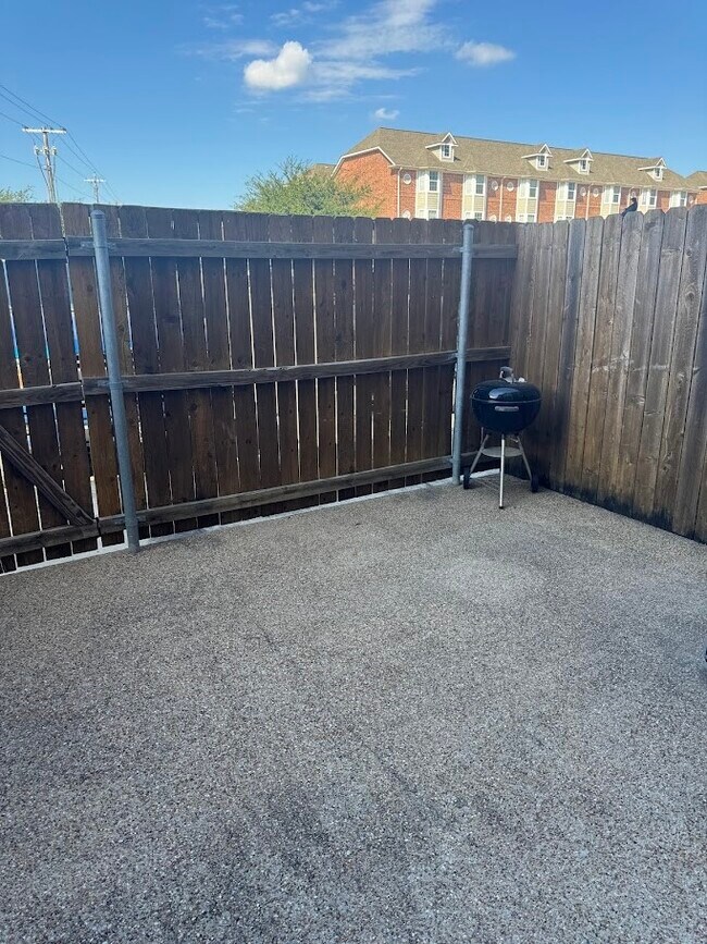 Building Photo - 1198 Jones-Butler Rd