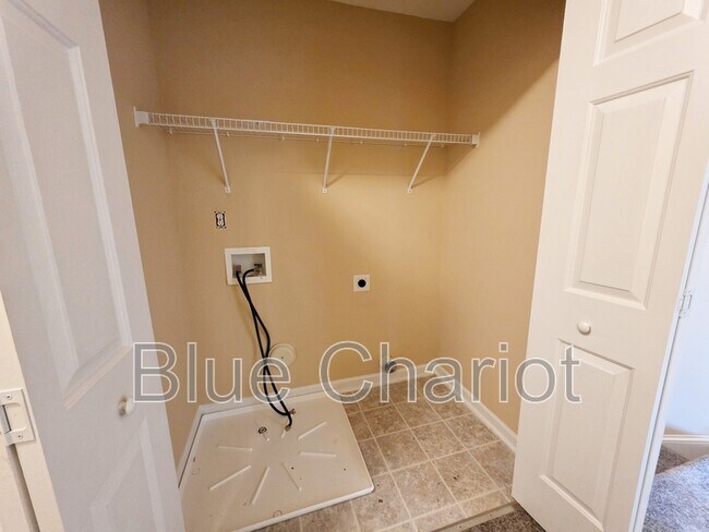 Building Photo - 650 Ganyard Farm Way