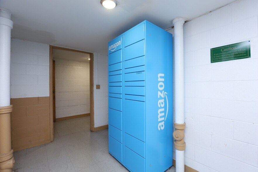 Building Photo - 520 Aldine