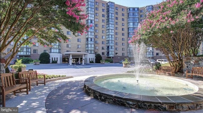 Building Photo - 3310 N Leisure World Blvd