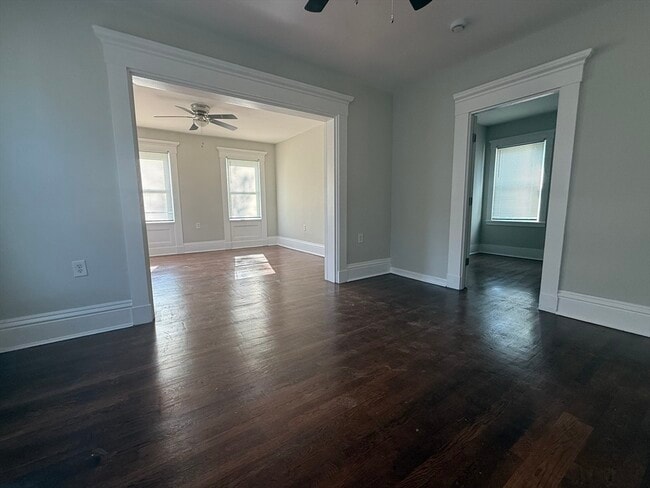 Building Photo - 376 Summer St