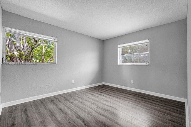 Building Photo - 400 NW 65th Ave