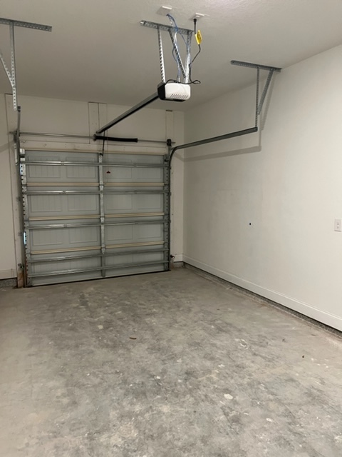 Building Photo - 818 Fairview Dr
