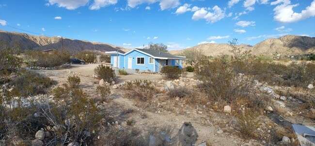 Primary Photo - 52363 Apache Trail