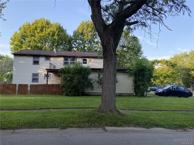 Building Photo - 52 Acacia Dr