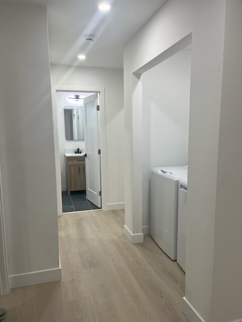 Building Photo - 13344 Hubbard St