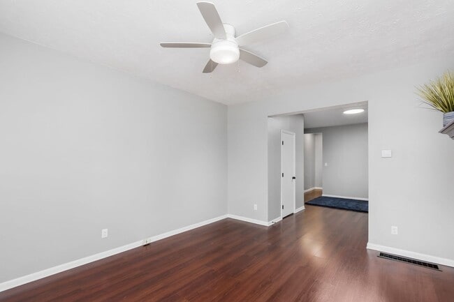 Building Photo - 844-848-848 Oak St