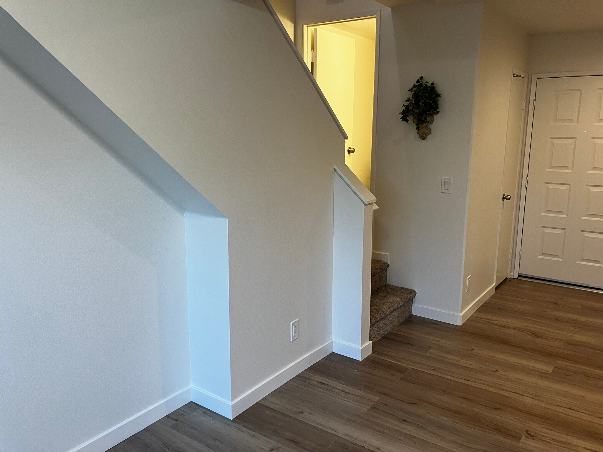 Building Photo - 629 S Glassell St