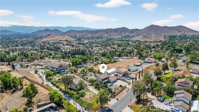 Building Photo - 10728 Valley Dr