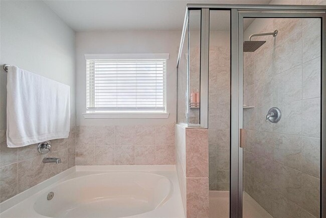 Building Photo - 3813 Kirby Ct