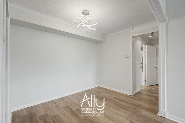 Building Photo - 130 Turtle Creek Rd