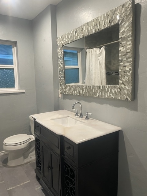 Building Photo - 10020 Losa Dr