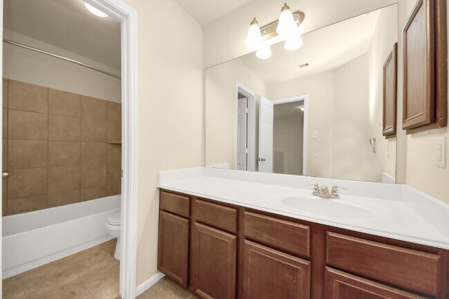 Building Photo - 9914 Swallow Dr