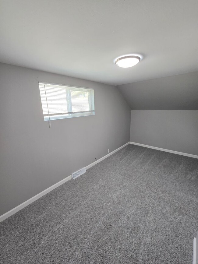 Building Photo - Beautifully Remodeled Mountain House in Hi...