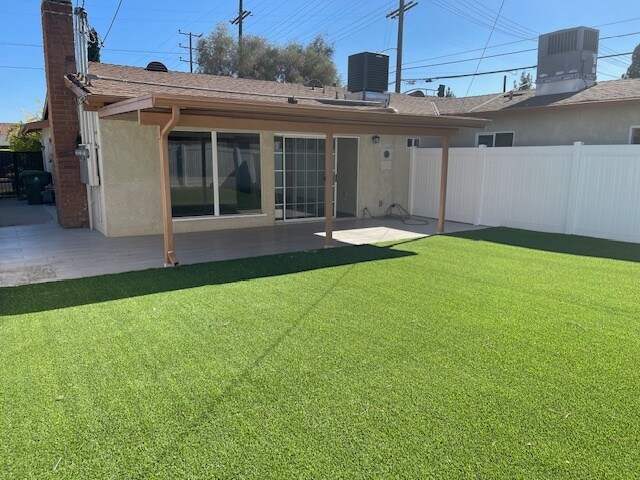 Building Photo - 16959 San Jose St