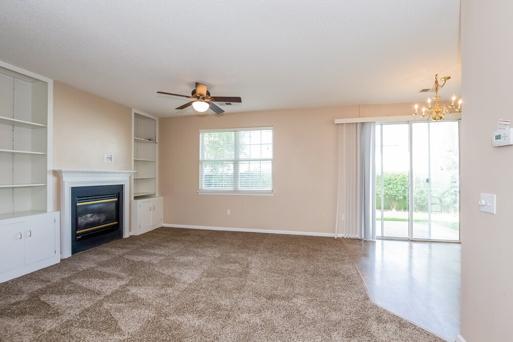 Building Photo - 8707 Meadowmont View Dr