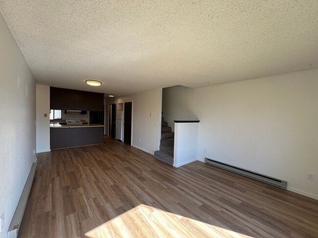 Building Photo - 2111 Knox Ave