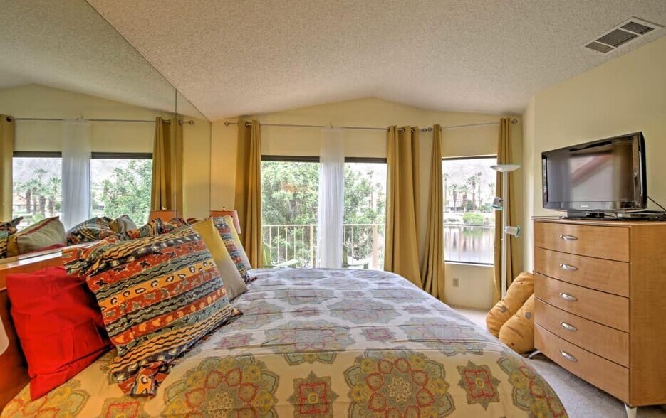 Building Photo - 55435 Tanglewood