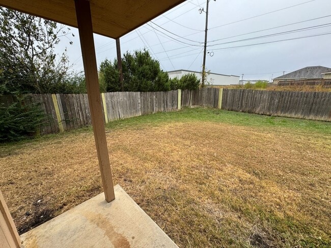 Building Photo - 1100 Leslie Cir