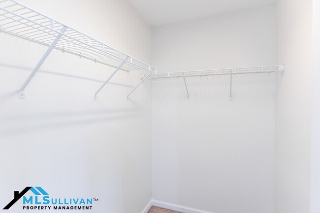 Building Photo - 108 Mt Evans Dr