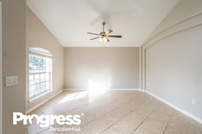 Building Photo - 7640 Hidden Cypress Dr