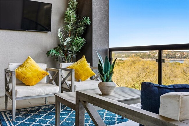 Building Photo - 5921 Hiline Rd