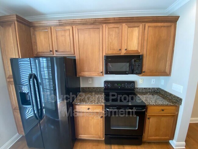 Building Photo - 252 Hurston Cir