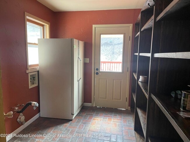 Building Photo - 109 Snowcap Dr