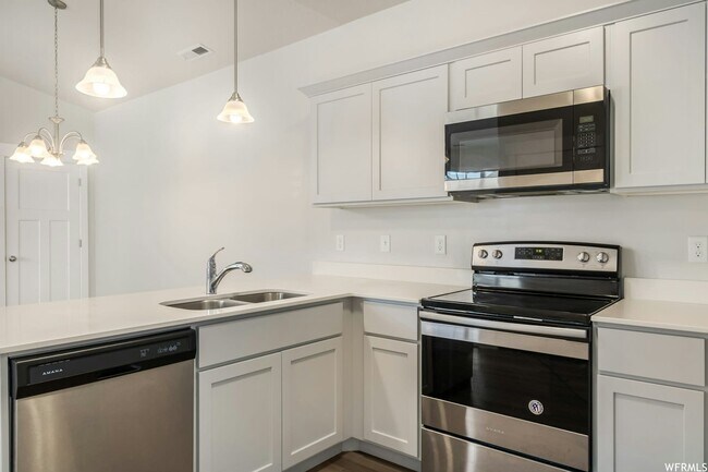 Building Photo - 3695 W 1850 N