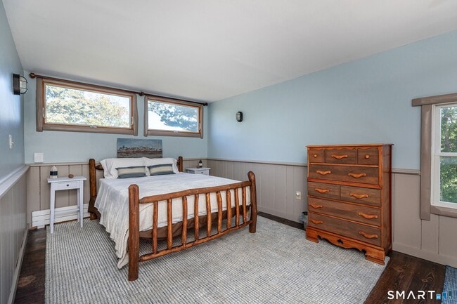 Building Photo - 28 Fox Run