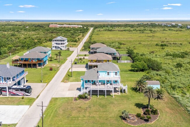 Building Photo - 814 Helen Blvd