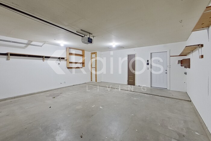 Building Photo - 5146 Susan Dr