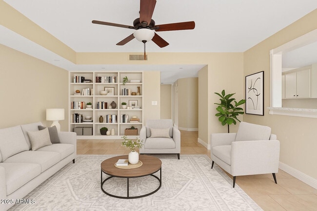 Building Photo - 2232 W Lindner Ave