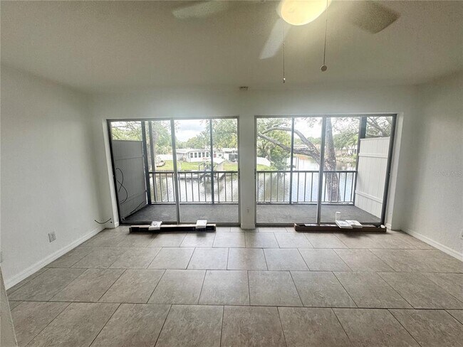 Building Photo - 9201 Tudor Dr