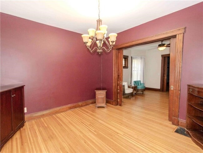 Building Photo - 44 Elmhurst St