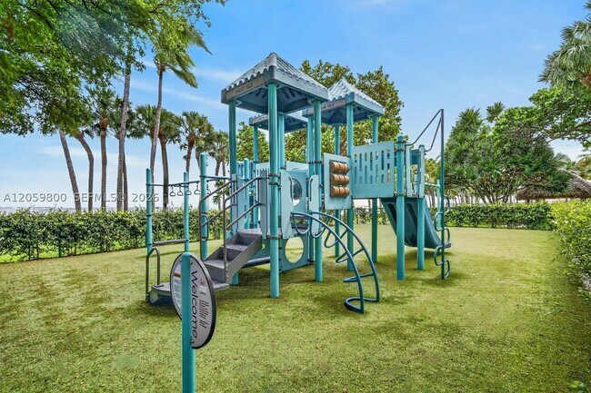 Building Photo - 506 US-1