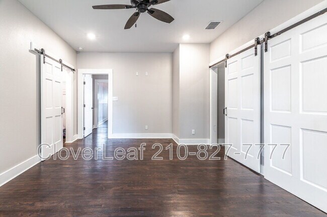 Building Photo - 242 Furnish Ave