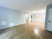 Building Photo - 1208 Bush River Rd