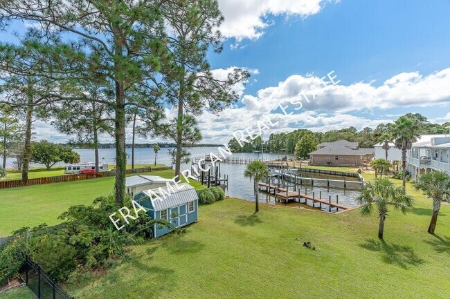 Building Photo - 1725 Union Ave