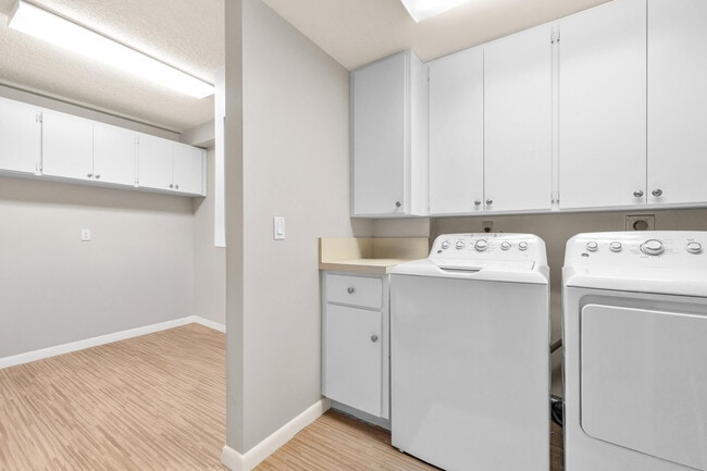 Building Photo - 1501 Marina Isle Way